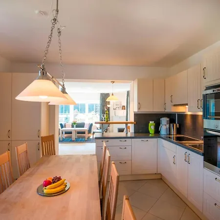Apartment Spacious With Balcony *