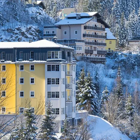 Spacious With Balcony Apartment Bad Gastein